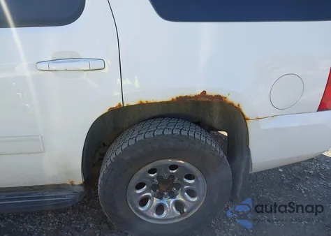 2010 GMC Yukon Sle z USA, uszkodzony, nr VIN 1GKUKAE06AR251522